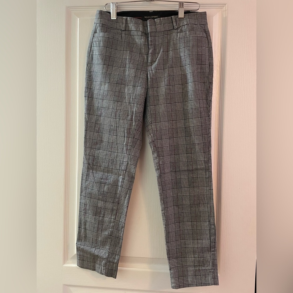 Banana Republic Factory Women's Gray Plaid petite ankle Pants